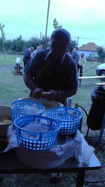 S2220153.JPG