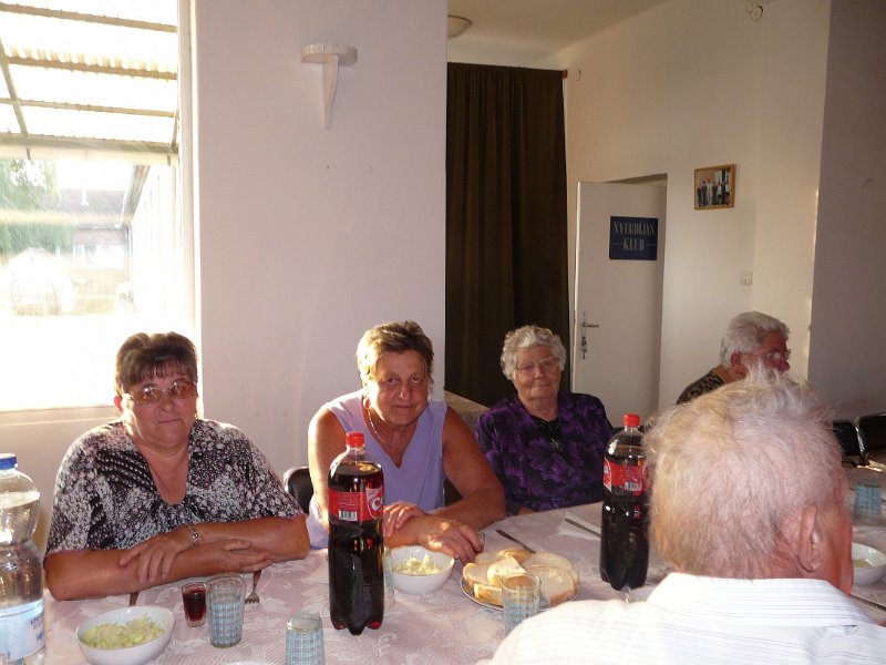 P1100018.JPG
